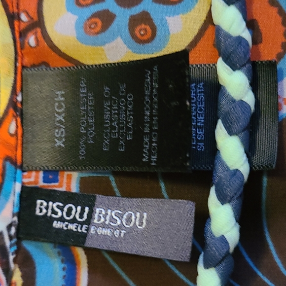 Flowy Sheer Top X-small - Picture 2 of 3